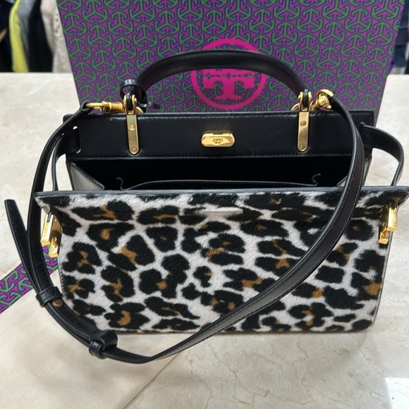 TORY BURCH LEE RADZIWILL SMALL LEATHER AND LEOPARD PRINT SHEARLING BAG - Picture 10 of 16